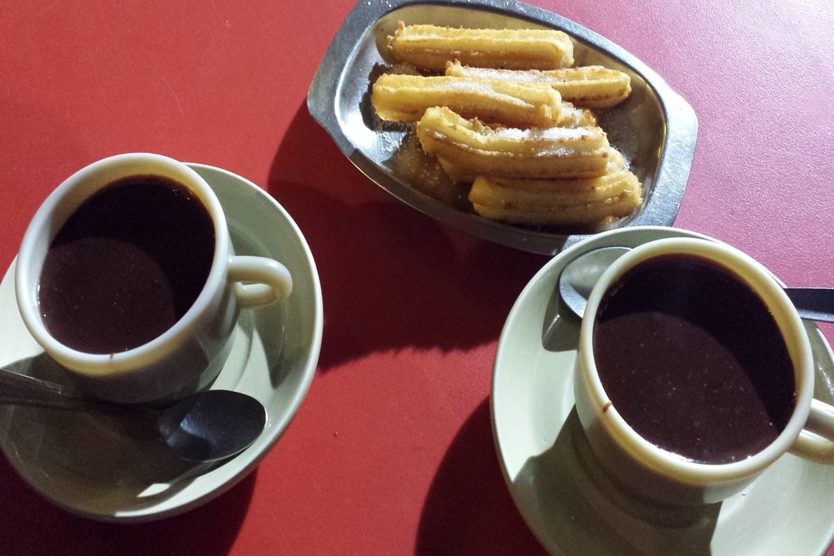 los-mejores-churros-con-chocolate-en-sevilla